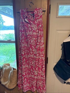Smith and Quinn sleeveless maxi size s